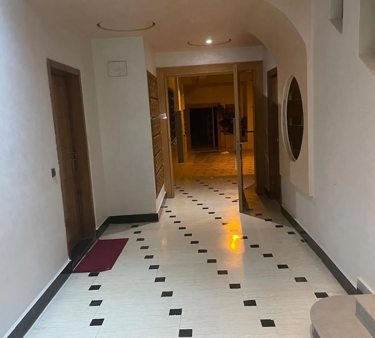 Chic And Comfortable Air-Conditioned Apartment Fes