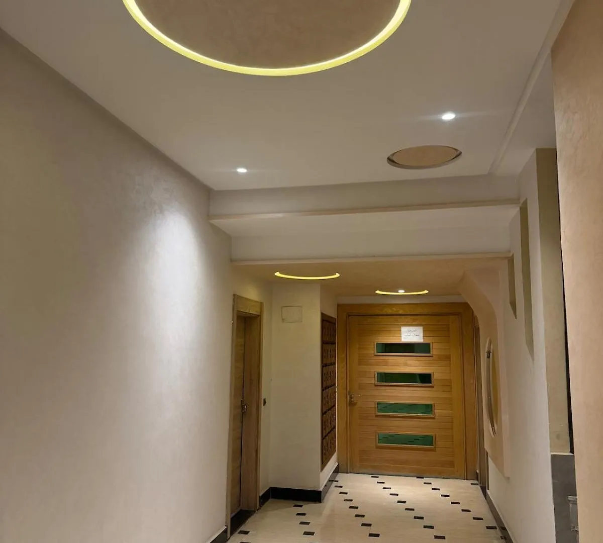 Chic And Comfortable Air-Conditioned Apartment Fes