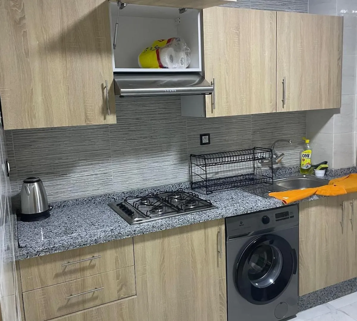 Chic And Comfortable Air-Conditioned Apartment Fes